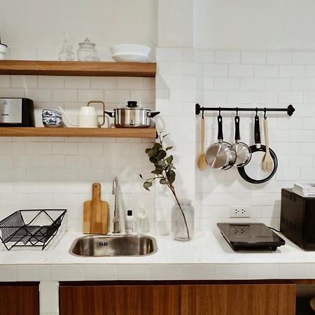 Marlowe-Tony'S Home Банкок Екстериор снимка