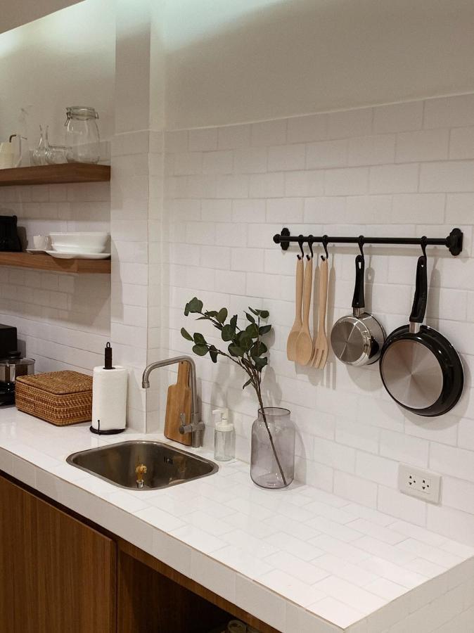 Marlowe-Tony'S Home Банкок Екстериор снимка