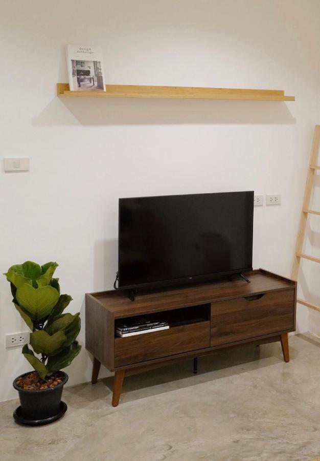 Marlowe-Tony'S Home Банкок Екстериор снимка