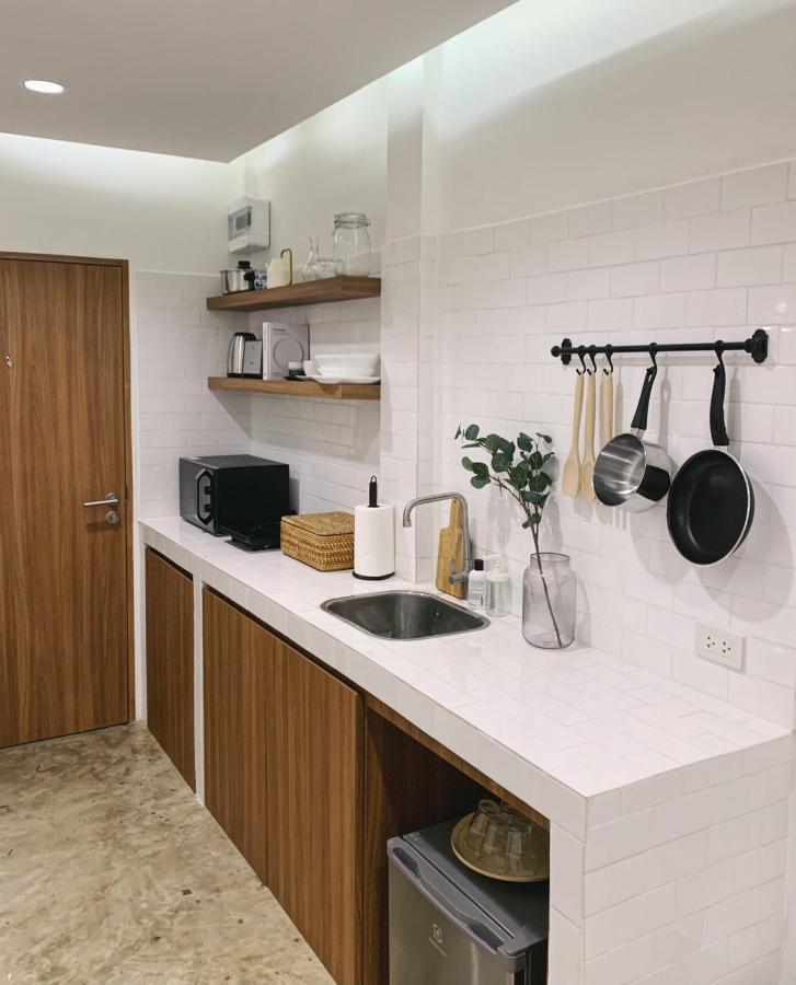 Marlowe-Tony'S Home Банкок Екстериор снимка