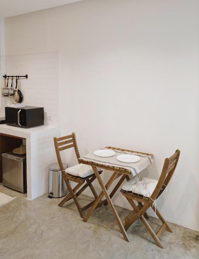 Marlowe-Tony'S Home Банкок Екстериор снимка