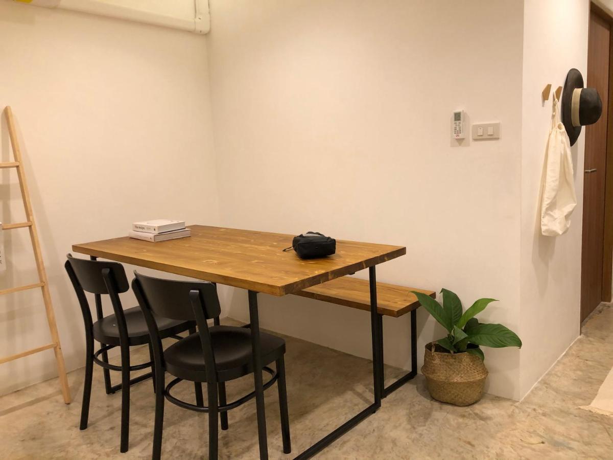 Marlowe-Tony'S Home Банкок Екстериор снимка