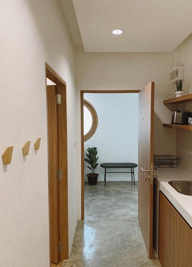 Marlowe-Tony'S Home Банкок Екстериор снимка