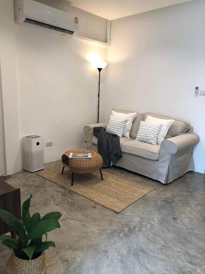 Marlowe-Tony'S Home Банкок Екстериор снимка