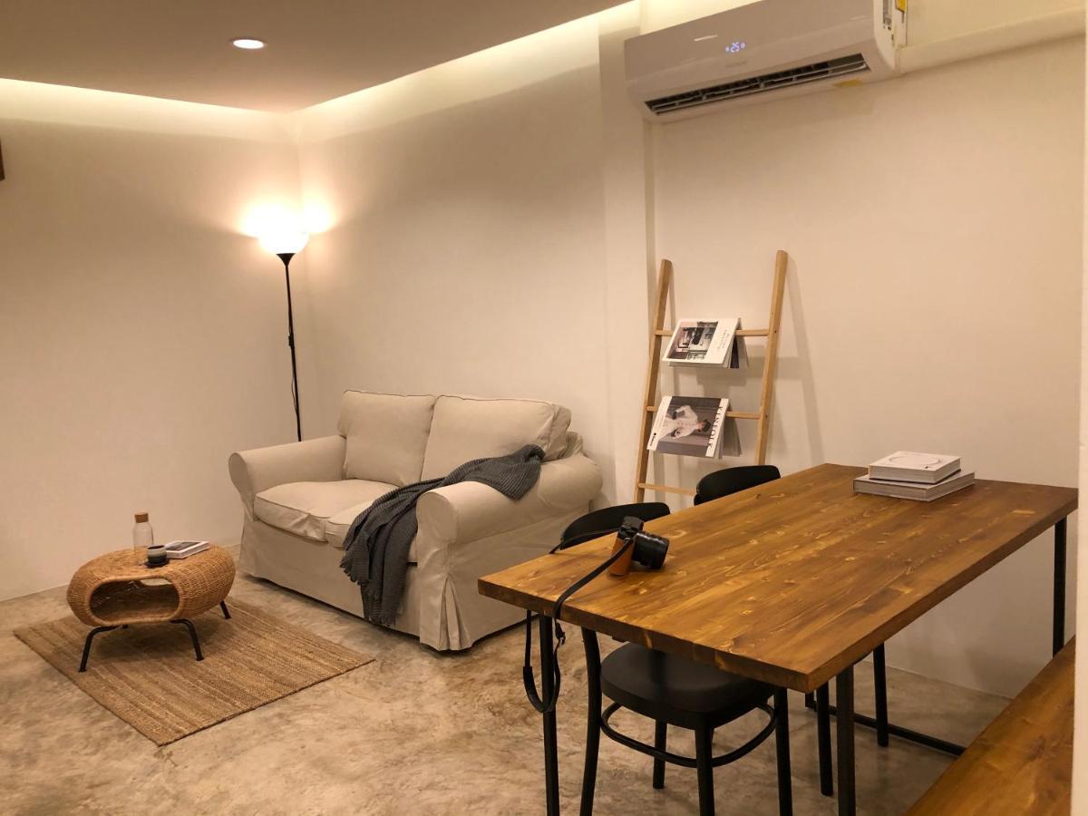 Marlowe-Tony'S Home Банкок Екстериор снимка